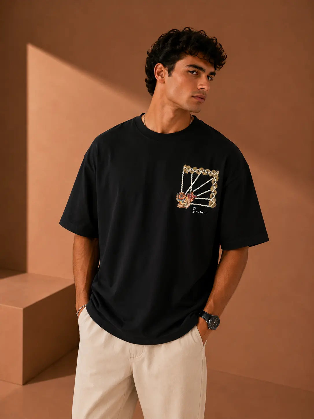 Unisex Tapestry Embroidered T-Shirt HECLIC