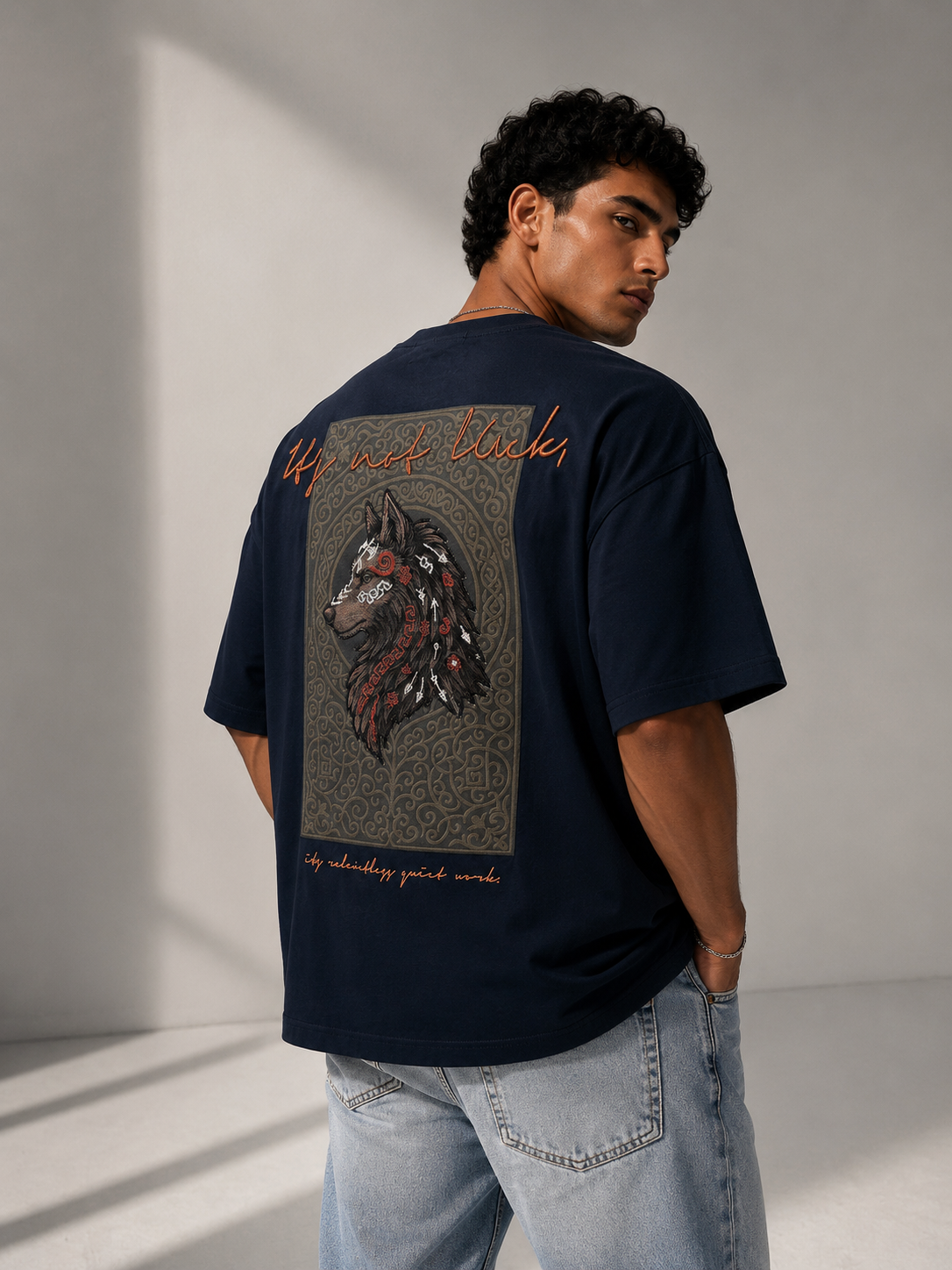 Unisex Wolf Embroidered Graphic T-Shirt HECLIC