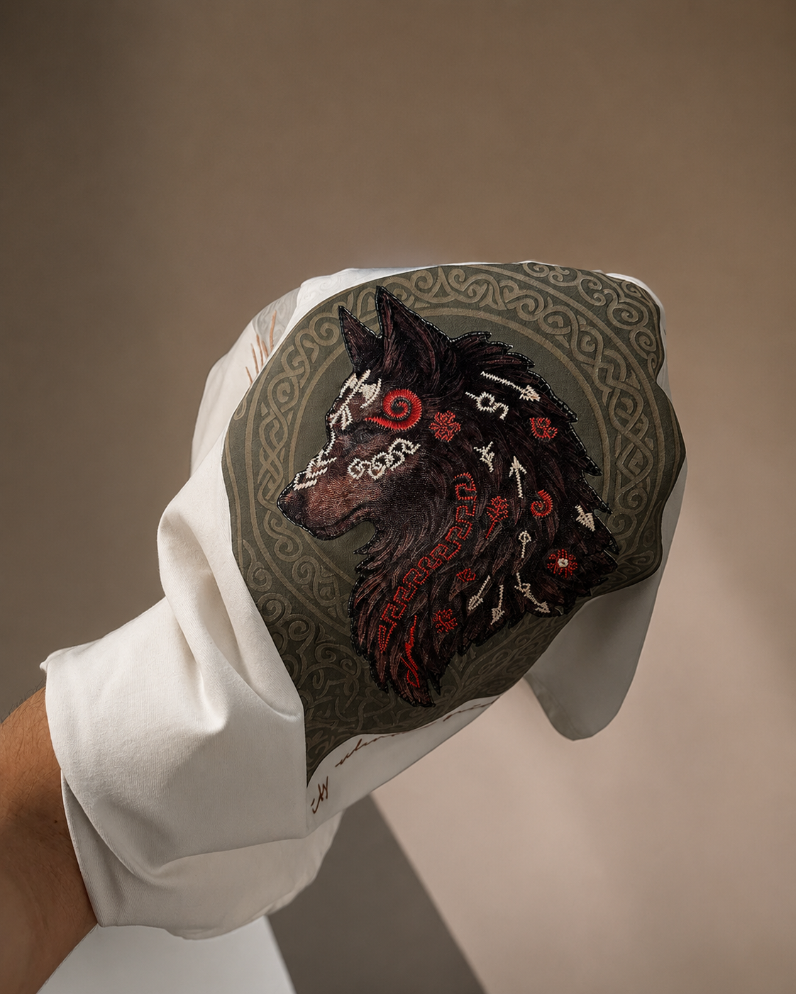 Unisex Wolf Embroidered Graphic T-Shirt HECLIC