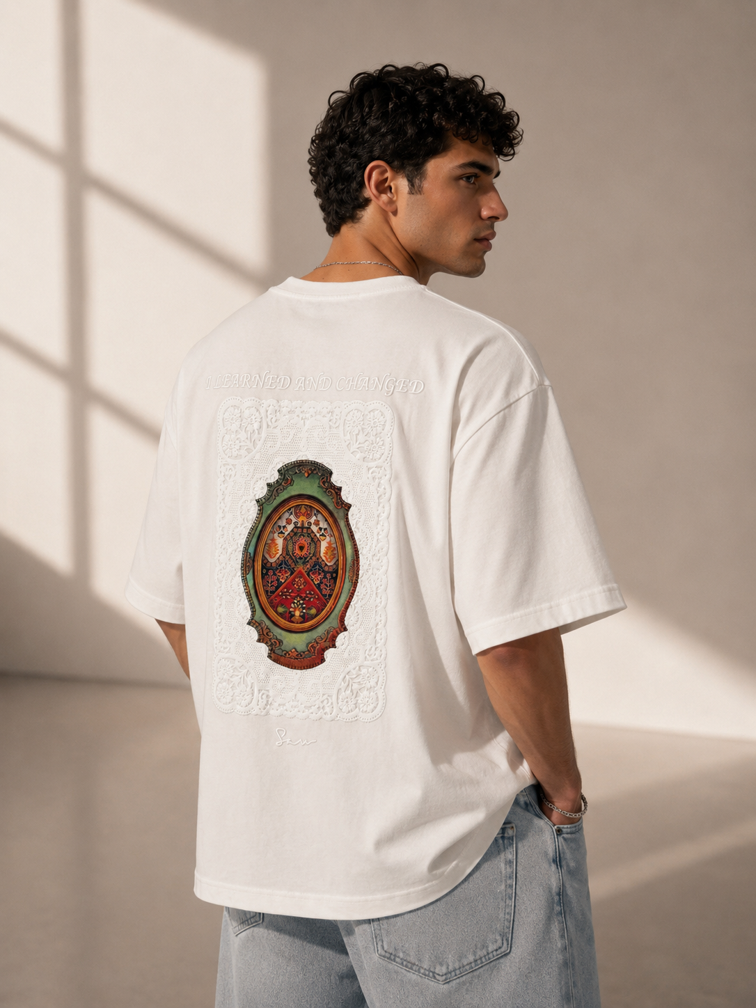 Unisex Vintage Frame Embroidered T-Shirt HECLIC