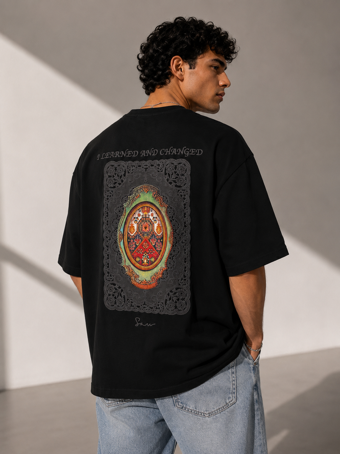 Unisex Vintage Frame Embroidered T-Shirt HECLIC
