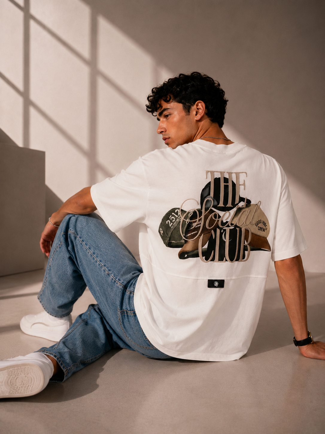 Unisex The Social Club Graphic T-Shirt HECLIC