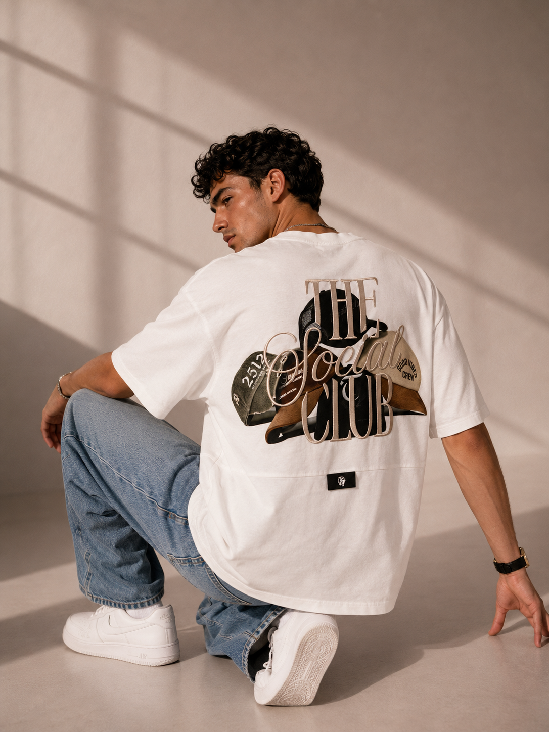 Unisex The Social Club Graphic T-Shirt HECLIC