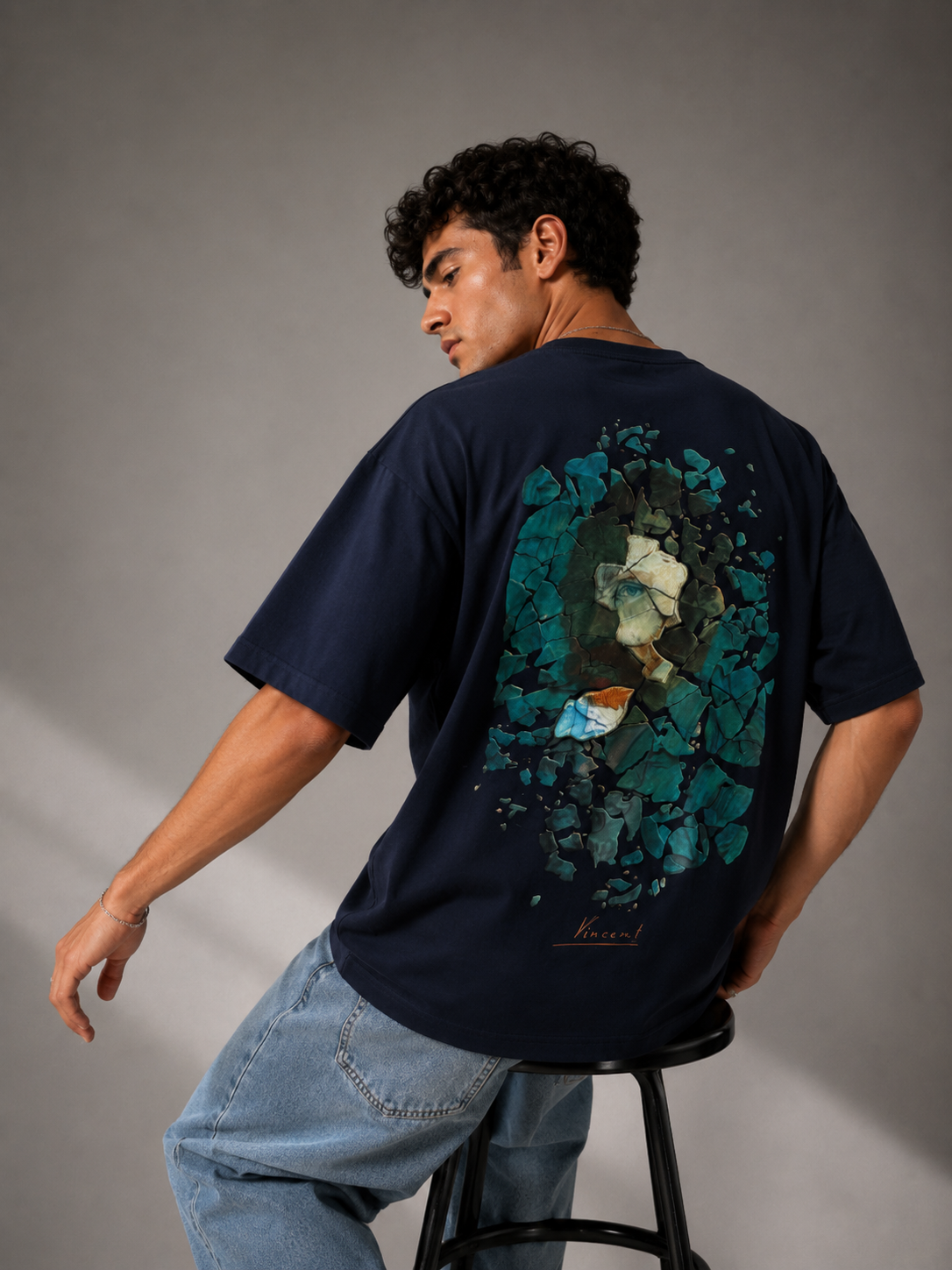 Unisex Broken Vincent Graphic T-Shirt HECLIC